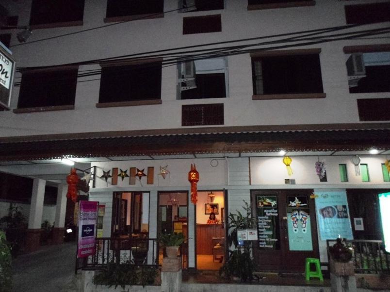 Ban Wiang Guest House Chiang Mai Exterior photo