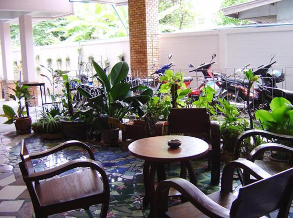 Ban Wiang Guest House Chiang Mai Exterior photo